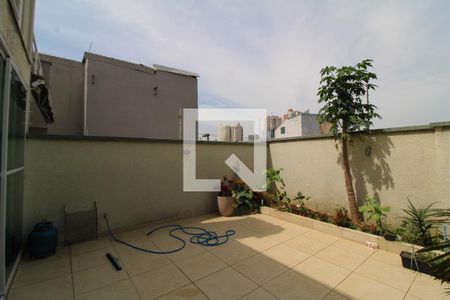 Casa à venda com 244m², 3 quartos e 4 vagasÁrea de Serviço