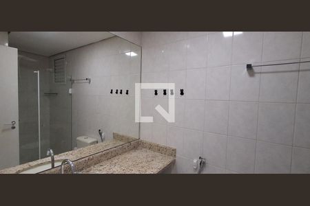 Apartamento à venda com 80m², 2 quartos e 2 vagas Apartamento à venda com 80m², 2 quartos e 2 vagasBanheiro Suíte