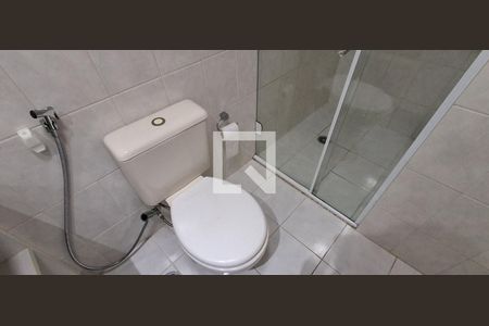 Apartamento à venda com 80m², 2 quartos e 2 vagas Apartamento à venda com 80m², 2 quartos e 2 vagasBanheiro Suíte