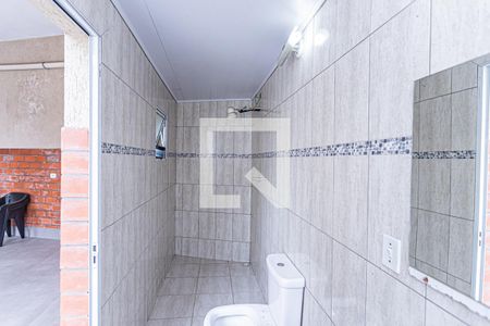 Casa à venda com 500m², 2 quartos e 4 vagas Casa à venda com 500m², 2 quartos e 4 vagasBanheiro de serviço