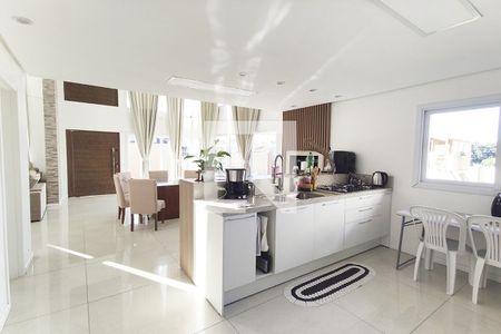 Casa à venda com 182m², 3 quartos e 4 vagas Casa à venda com 182m², 3 quartos e 4 vagasCozinha