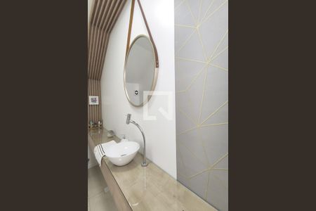 Casa à venda com 182m², 3 quartos e 4 vagas Casa à venda com 182m², 3 quartos e 4 vagasLavabo