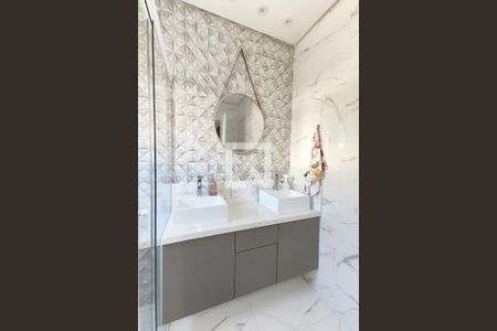 Casa à venda com 182m², 3 quartos e 4 vagas Casa à venda com 182m², 3 quartos e 4 vagasQuarto 2