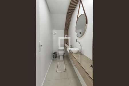 Casa à venda com 182m², 3 quartos e 4 vagas Casa à venda com 182m², 3 quartos e 4 vagasLavabo