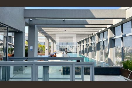 Studio à venda com 40m², 1 quarto e 1 vaga Studio à venda com 40m², 1 quarto e 1 vagaPiscina