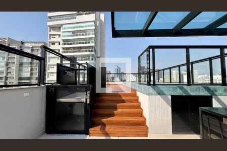 Apartamento à venda com 104m², 2 quartos e 1 vaga Apartamento à venda com 104m², 2 quartos e 1 vagaPiscina