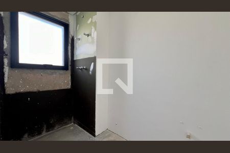 Apartamento à venda com 104m², 2 quartos e 1 vaga Apartamento à venda com 104m², 2 quartos e 1 vagaBanheiro da Suíte