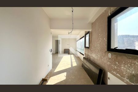 Apartamento à venda com 104m², 2 quartos e 1 vaga Apartamento à venda com 104m², 2 quartos e 1 vagaCozinha - Armários