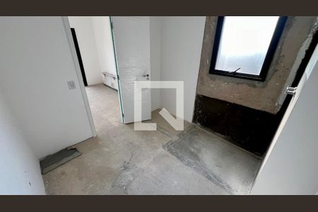 Apartamento à venda com 104m², 2 quartos e 1 vaga Apartamento à venda com 104m², 2 quartos e 1 vagaBanheiro da Suíte 2