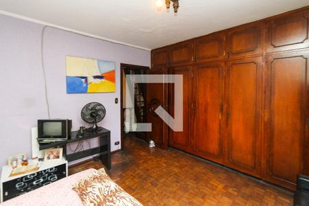 Casa à venda com 200m², 4 quartos e 4 vagasSuite