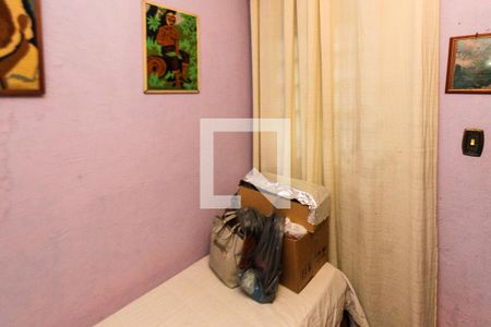 Casa à venda com 200m², 4 quartos e 4 vagasQuarto de Serviço