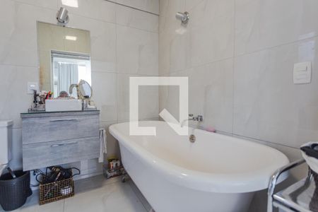 Apartamento à venda com 105m², 3 quartos e 1 vagaBanheiro da Suíte