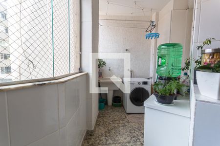 Apartamento à venda com 105m², 3 quartos e 1 vagaÁrea de Serviço