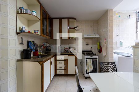 Apartamento à venda com 85m², 2 quartos e 1 vaga Apartamento à venda com 85m², 2 quartos e 1 vagaCozinha