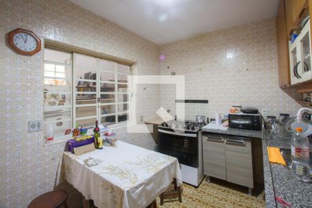 Casa à venda com 210m², 5 quartos e 2 vagasCozinha