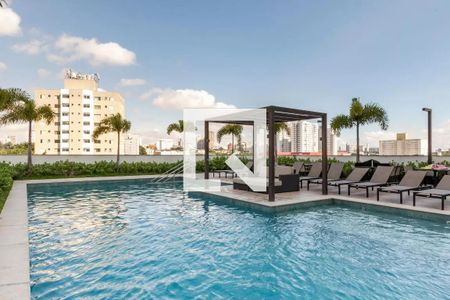 Apartamento à venda com 69m², 2 quartos e 1 vaga Apartamento à venda com 69m², 2 quartos e 1 vagaPiscina
