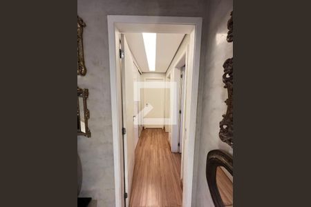 Apartamento para alugar com 220m², 4 quartos e 4 vagas Apartamento para alugar com 220m², 4 quartos e 4 vagasCorredor