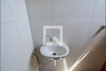 Casa à venda com 86m², 3 quartos e 3 vagas Casa à venda com 86m², 3 quartos e 3 vagasBanheiro Social