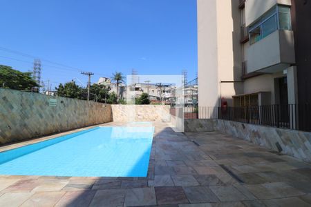Apartamento à venda com 48m², 2 quartos e sem vagaÁrea comum - Piscina