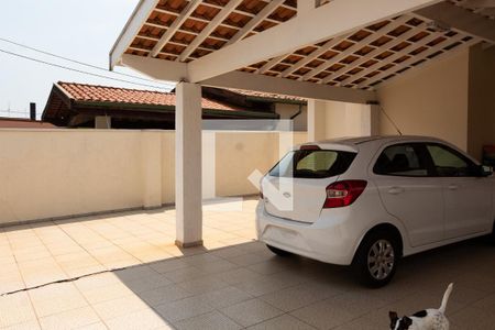 Casa à venda com 135m², 3 quartos e 3 vagas Casa à venda com 135m², 3 quartos e 3 vagasÁREA EXTERNA FRENTE