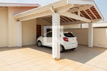 Casa à venda com 135m², 3 quartos e 3 vagas Casa à venda com 135m², 3 quartos e 3 vagasÁREA EXTERNA FRENTE