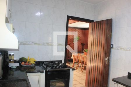 Casa à venda com 160m², 2 quartos e 2 vagasCozinha