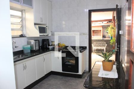 Casa à venda com 160m², 2 quartos e 2 vagasCozinha