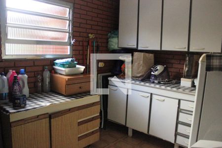 Casa à venda com 160m², 2 quartos e 2 vagasÁrea de serviço/ Lavanderia