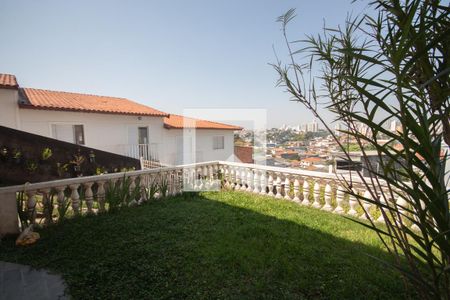 Casa à venda com 350m², 3 quartos e 3 vagas Casa à venda com 350m², 3 quartos e 3 vagasQuintal
