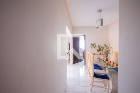 Casa à venda com 350m², 3 quartos e 3 vagas Casa à venda com 350m², 3 quartos e 3 vagasSala 2