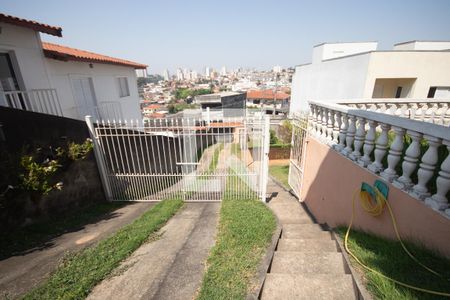 Casa à venda com 350m², 3 quartos e 3 vagas Casa à venda com 350m², 3 quartos e 3 vagasQuintal