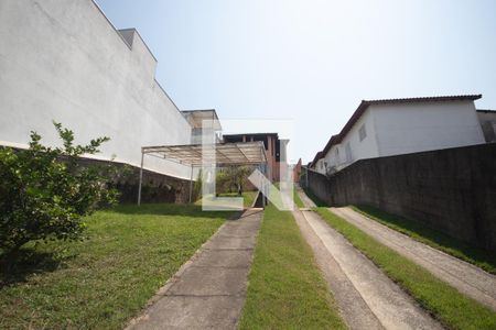 Casa à venda com 350m², 3 quartos e 3 vagas Casa à venda com 350m², 3 quartos e 3 vagasGaragem