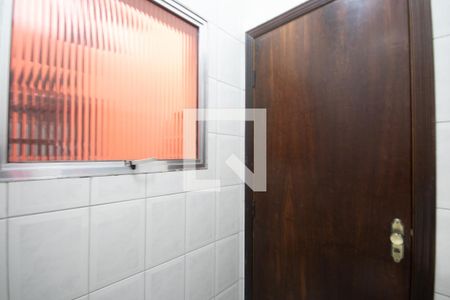 Casa à venda com 350m², 3 quartos e 3 vagas Casa à venda com 350m², 3 quartos e 3 vagasBanheiro de serviço