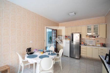 Casa à venda com 350m², 3 quartos e 3 vagas Casa à venda com 350m², 3 quartos e 3 vagasCozinha