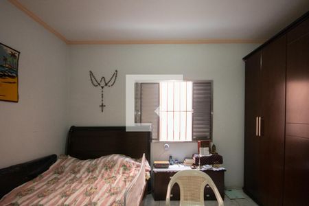 Casa à venda com 350m², 3 quartos e 3 vagas Casa à venda com 350m², 3 quartos e 3 vagasSuite