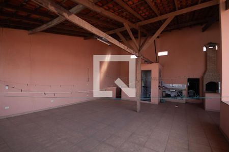 Casa à venda com 350m², 3 quartos e 3 vagas Casa à venda com 350m², 3 quartos e 3 vagasChurrasqueira