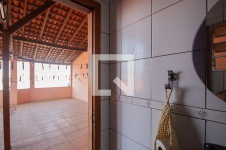 Casa à venda com 350m², 3 quartos e 3 vagas Casa à venda com 350m², 3 quartos e 3 vagasBanheiro Churrasqueira