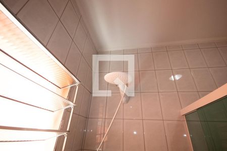 Casa à venda com 350m², 3 quartos e 3 vagas Casa à venda com 350m², 3 quartos e 3 vagasBanheiro 2