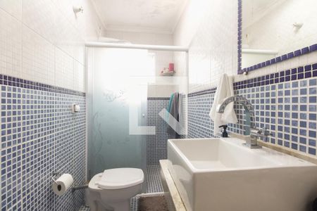 Casa à venda com 260m², 4 quartos e 6 vagas Casa à venda com 260m², 4 quartos e 6 vagasBanheiro