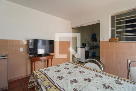 Casa à venda com 100m², 2 quartos e 4 vagasCopa