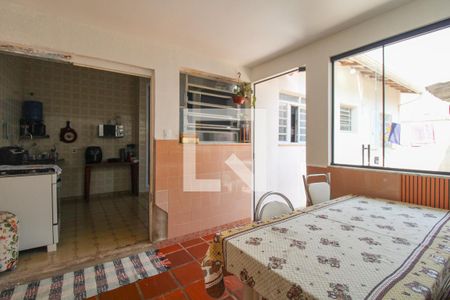 Casa à venda com 100m², 2 quartos e 4 vagasCopa