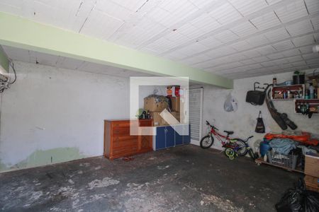 Casa à venda com 100m², 2 quartos e 4 vagasÁrea externa 