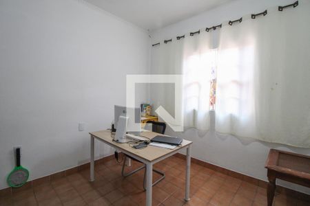 Casa à venda com 100m², 2 quartos e 4 vagasEscritório