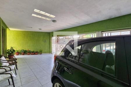 Casa à venda com 360m², 3 quartos e 1 vaga Casa à venda com 360m², 3 quartos e 1 vagaGaragem
