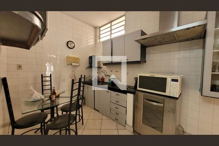 Casa à venda com 150m², 2 quartos e 2 vagasCozinha