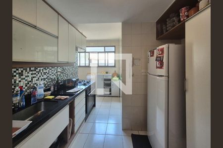 Apartamento à venda com 90m², 3 quartos e 2 vagas Apartamento à venda com 90m², 3 quartos e 2 vagasCozinha