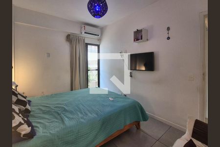 Apartamento à venda com 90m², 3 quartos e 2 vagas Apartamento à venda com 90m², 3 quartos e 2 vagasSuíte