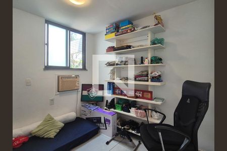 Apartamento à venda com 90m², 3 quartos e 2 vagas Apartamento à venda com 90m², 3 quartos e 2 vagasQuarto 2