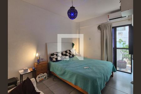 Apartamento à venda com 90m², 3 quartos e 2 vagas Apartamento à venda com 90m², 3 quartos e 2 vagasSuíte