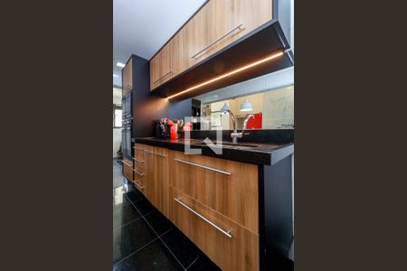 Apartamento à venda com 151m², 2 quartos e 2 vagasCozinha